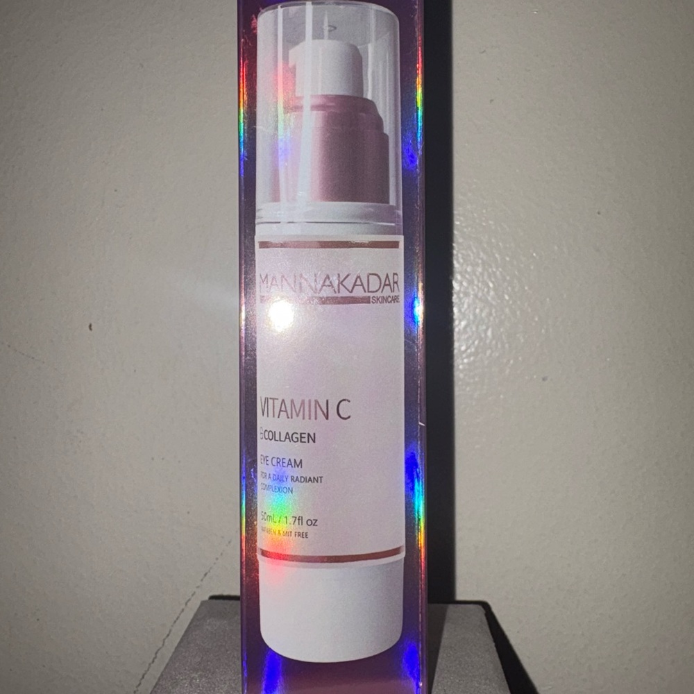 Manna Kadar Vitamin C Collagen Cream with Pink and White Design